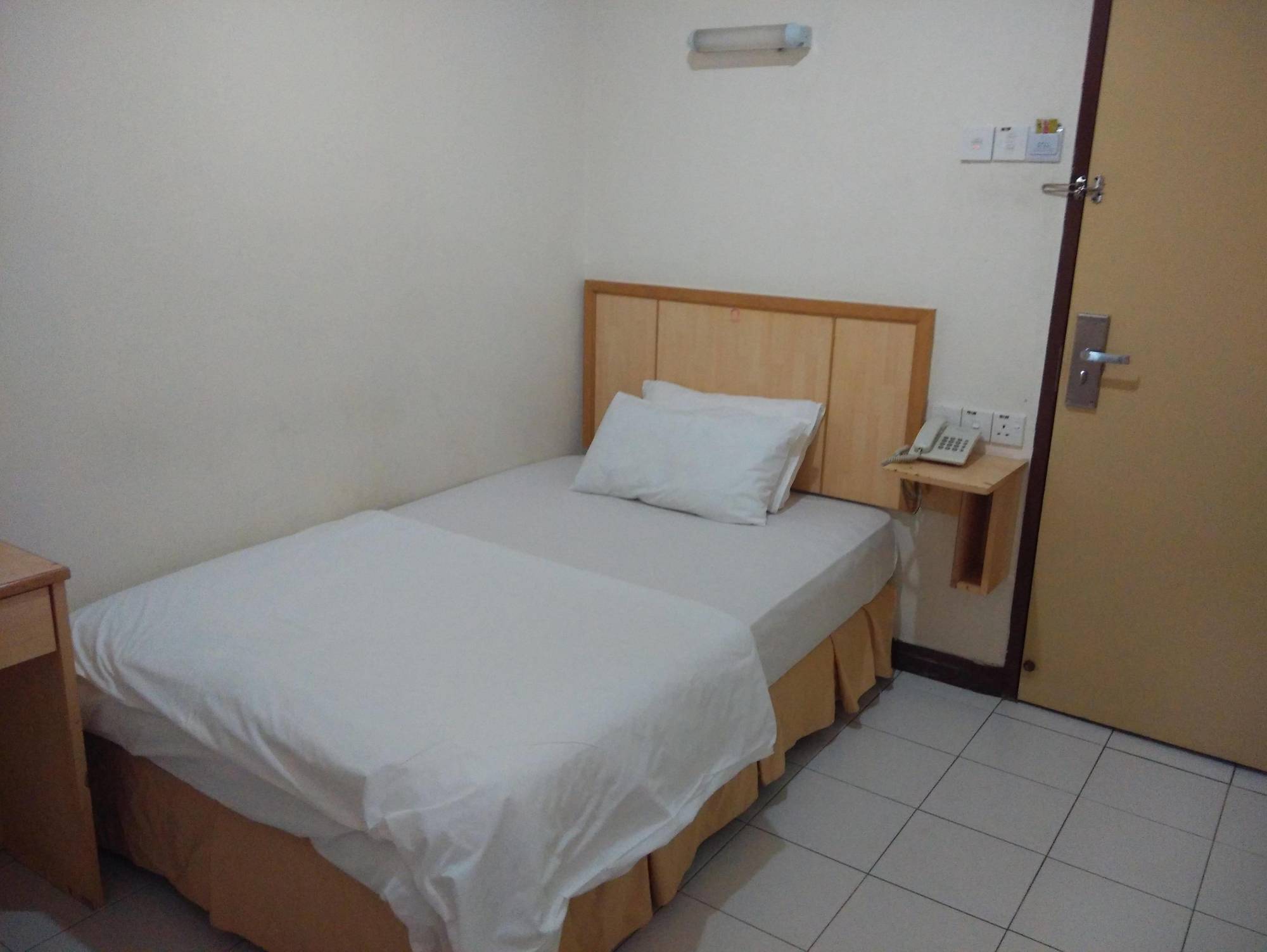Fresh Bercham Hotel *